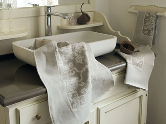 Изображение товара "MARIAGE Leitner Leinen кухонное полотенце в 9 тонах от LEITNER LEINEN"
