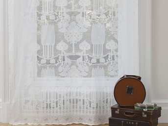 Изображение товара "STAG LACE PANEL MYB Textiles кружевное панно от MYB Textiles "